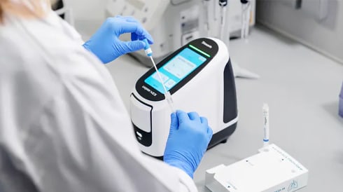 LIAISON NES swab tube